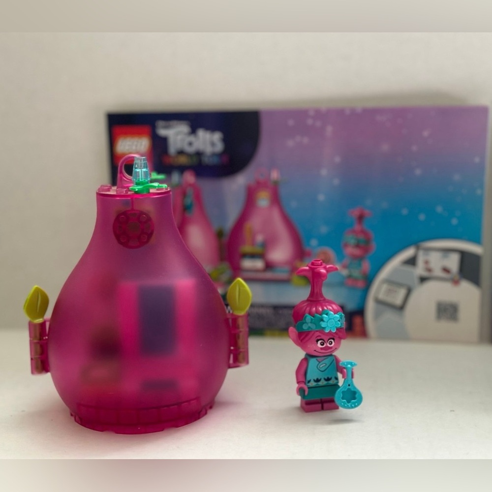 Lego Trolls World Tour Poppy’s Pod #41251 - Picture 2 of 8